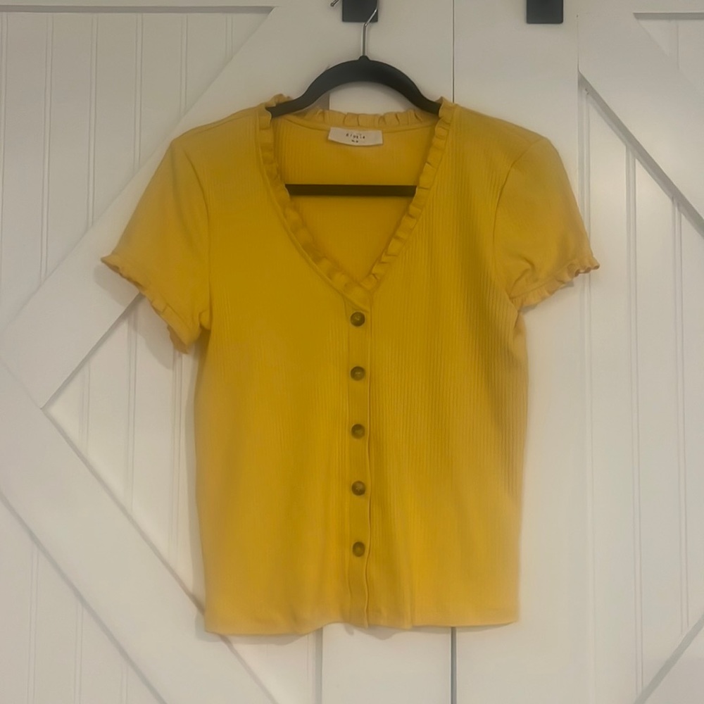 Yellow high quality casual top
